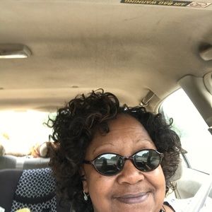 Meet your Posher, Deborah